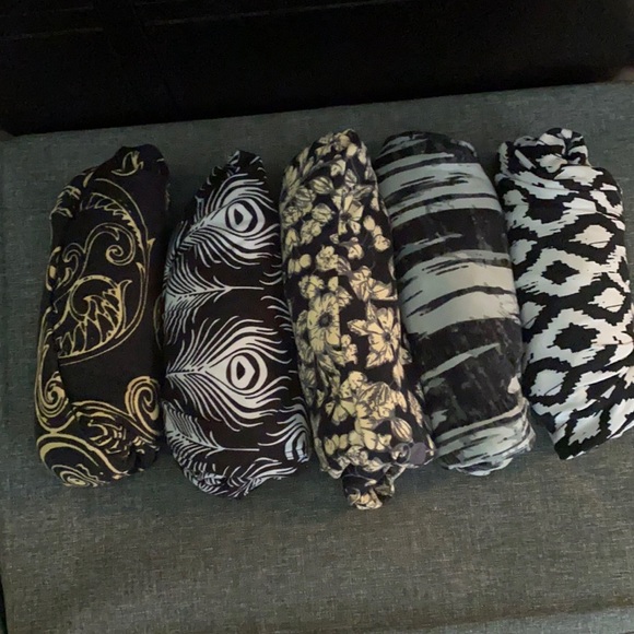 5 pairs LuLaRoe leggings size TC/TC2 - Picture 1 of 1